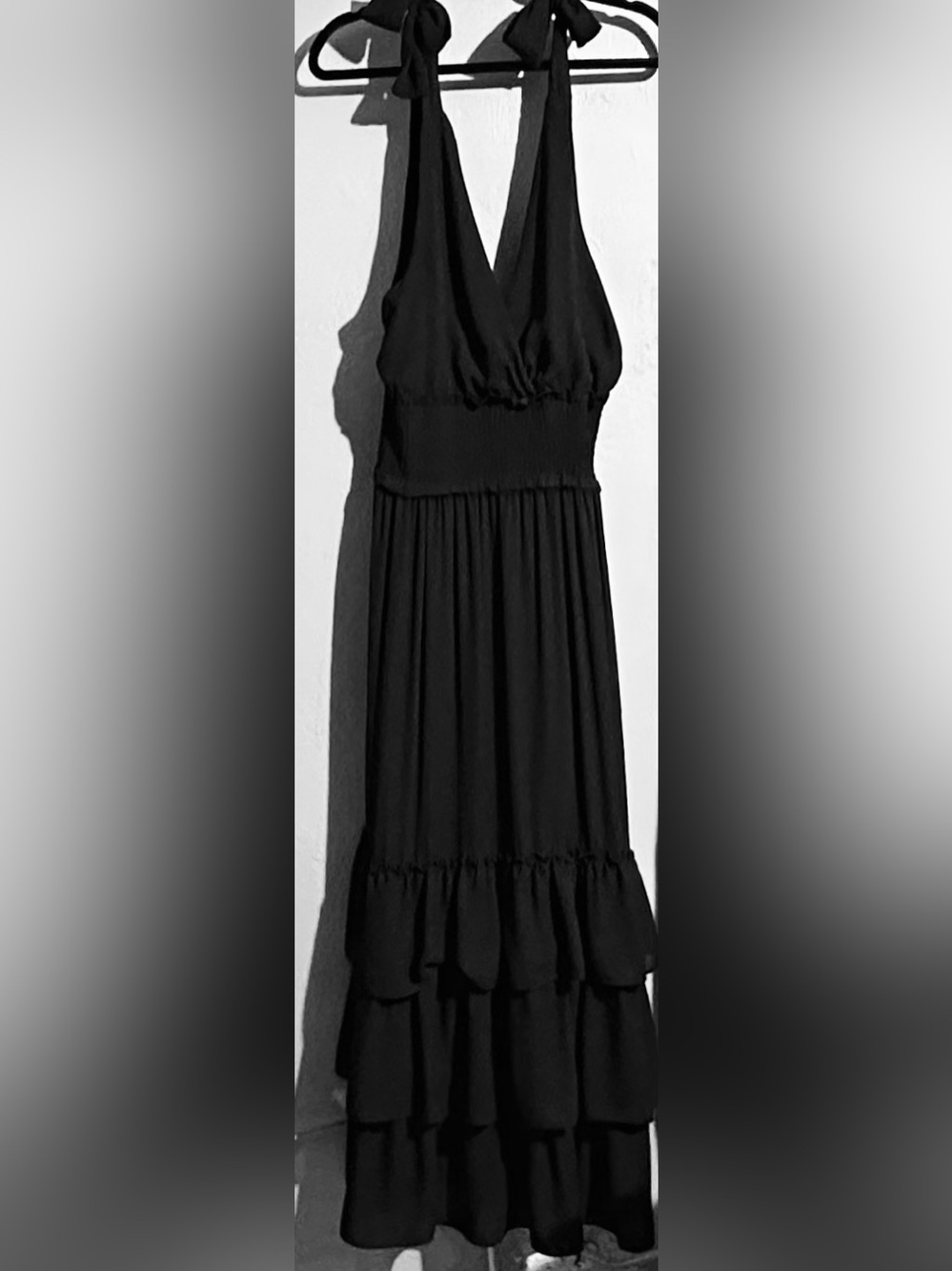 Strut & Bolt Sleeveless Black Boho Romantic Maxi Dress Tiered Ruffle Hem